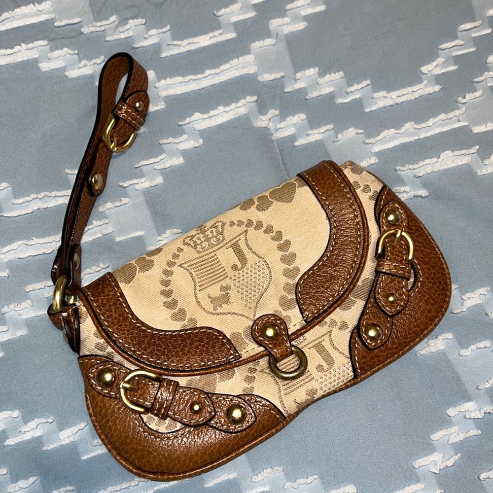Juicy Couture wristlet